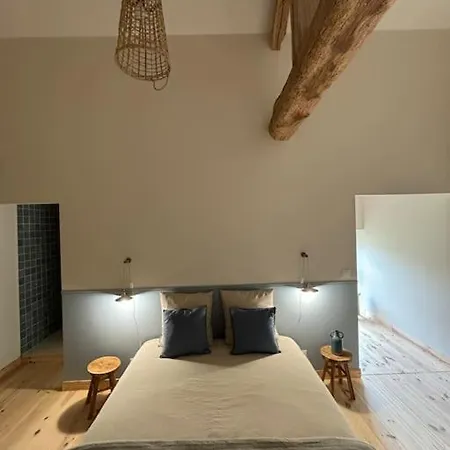 بيت للعطل La Famille 4 Etoiles Domaine Grange Lecomte Tournes